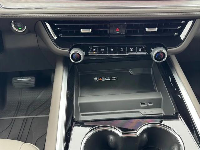 2026 Chevrolet Suburban LT, RWD