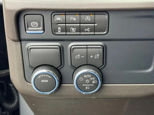 2026 Chevrolet Suburban LT, RWD