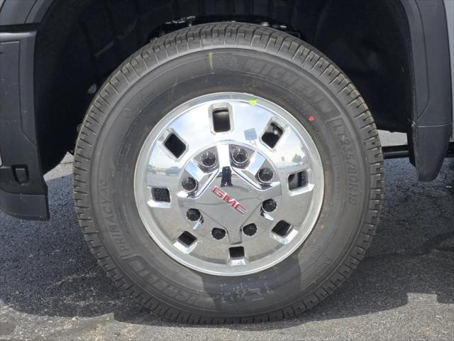 2026 GMC Sierra 3500HD Crew Cab, Long Bed, SLT Dual Rear Wheel, 4WD