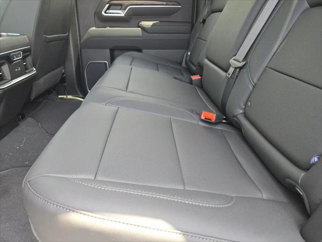 2026 GMC Sierra 3500HD Crew Cab, Long Bed, SLT Dual Rear Wheel, 4WD