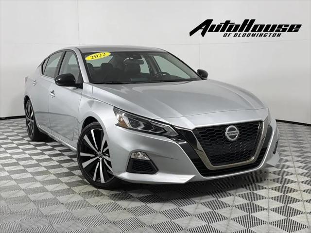 2022 Nissan Altima SR FWD for sale in Bloomington, IL