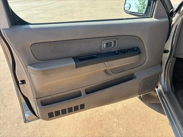 2003 Nissan Frontier XE-V6