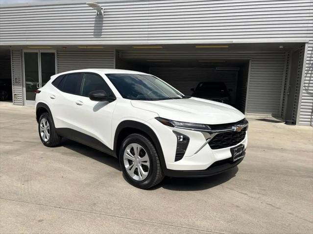 2025 Chevrolet Trax FWD LS