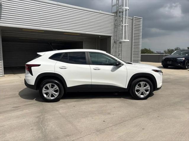 2025 Chevrolet Trax FWD LS