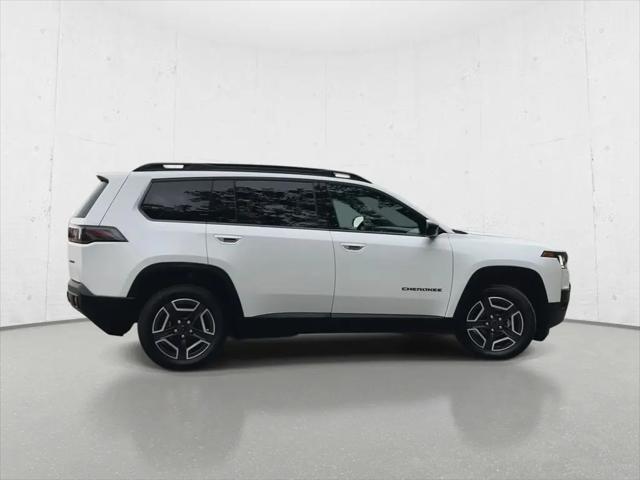2026 Jeep Cherokee Laredo 4x4
