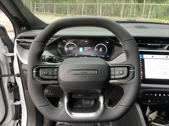 2026 Jeep Cherokee Laredo 4x4
