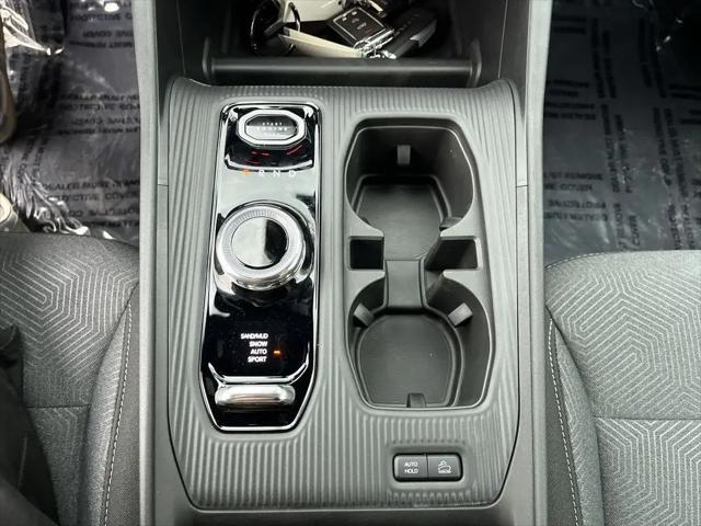 2026 Jeep Cherokee Laredo 4x4