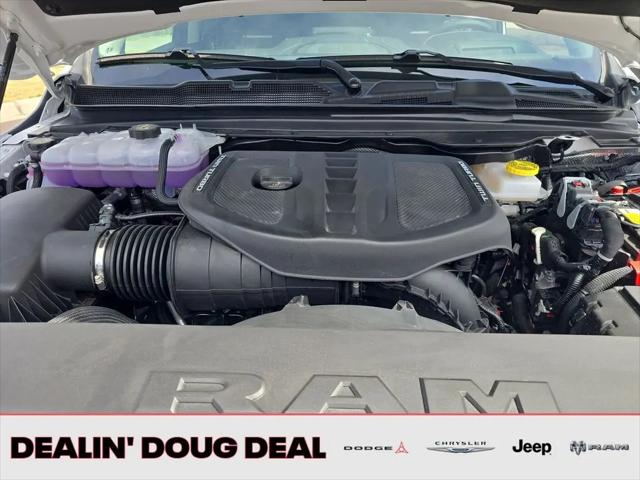 2026 Ram 1500 Tungsten Crew Cab 4x4 5'7" Box