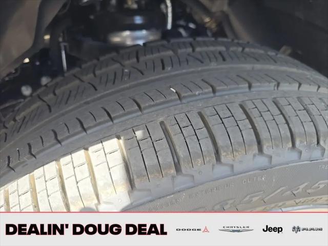 2026 Ram 1500 Tungsten Crew Cab 4x4 5'7" Box