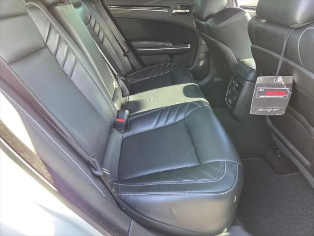 2023 Chrysler 300 300C