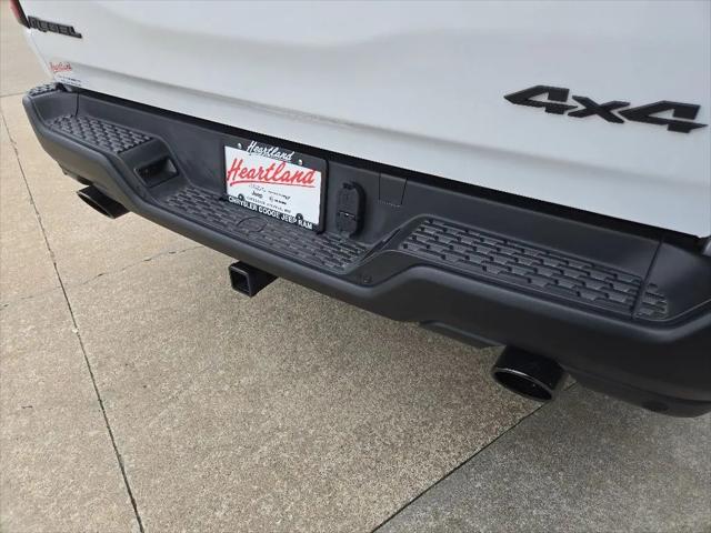 2026 Ram 1500 Rebel Crew Cab 4x4 5'7" Box