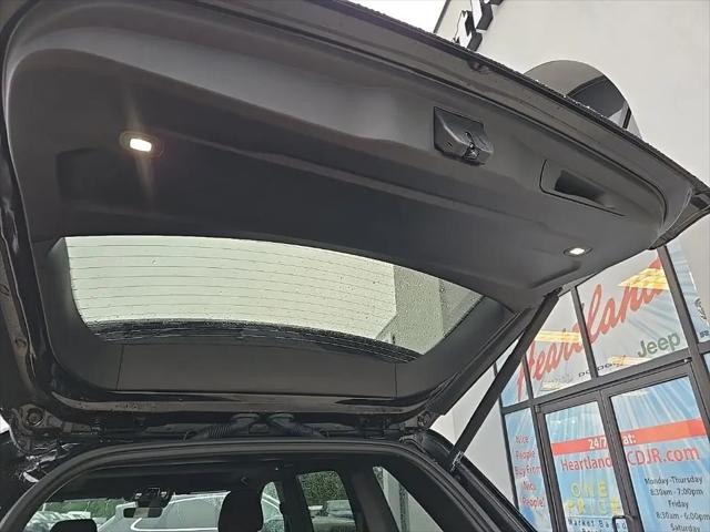 2026 Jeep Grand Cherokee Altitude 4x4