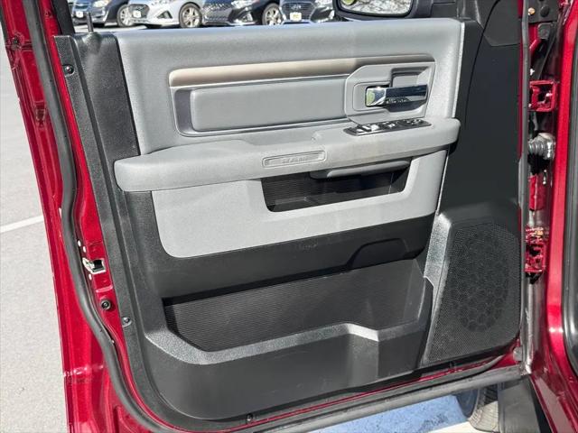 2018 Ram 1500 Big Horn Crew Cab 4x4 5'7" Box