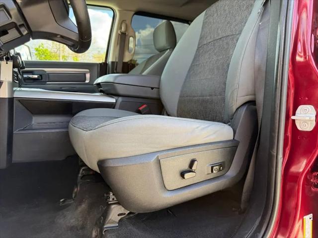 2018 Ram 1500 Big Horn Crew Cab 4x4 5'7" Box