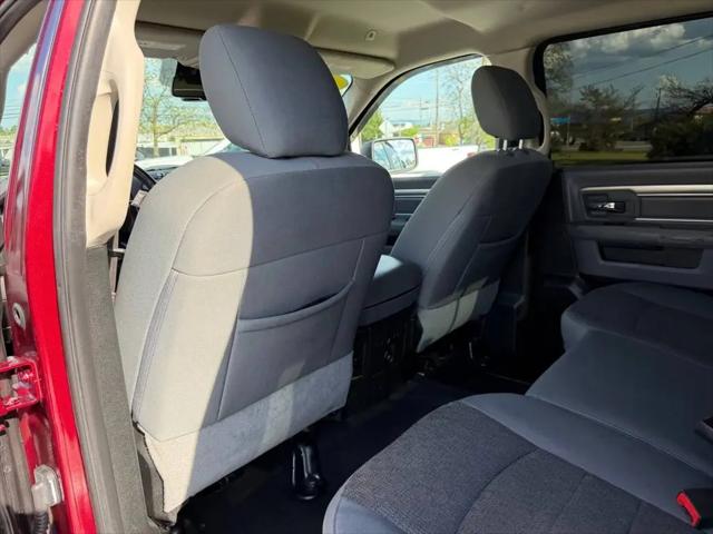 2018 Ram 1500 Big Horn Crew Cab 4x4 5'7" Box