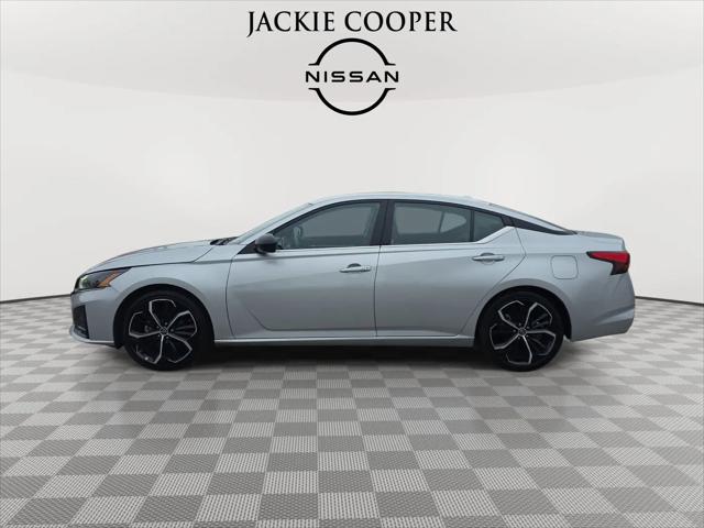 2024 Nissan Altima SR FWD