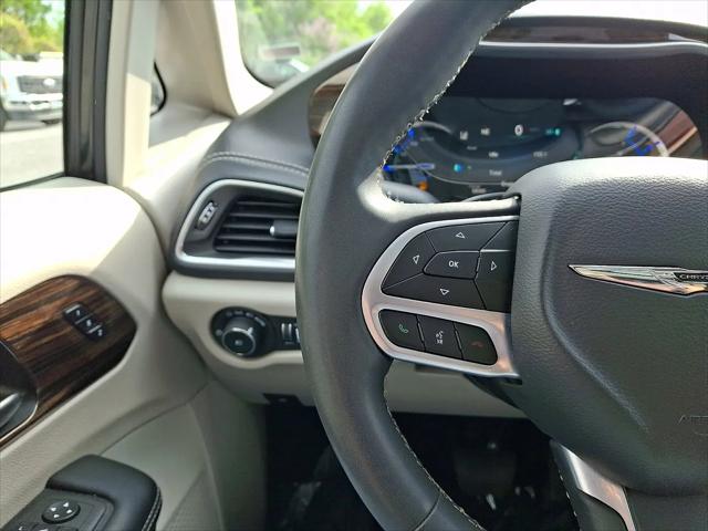 2023 Chrysler Pacifica Hybrid Limited
