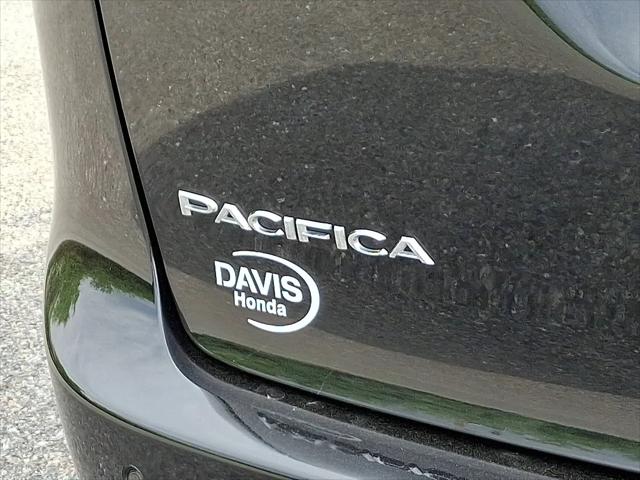 2023 Chrysler Pacifica Hybrid Limited