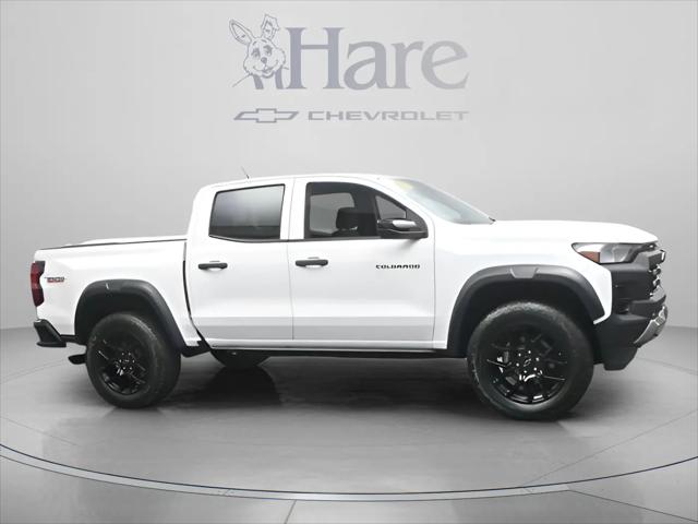 2023 Chevrolet Colorado 4WD Crew Cab Short Box Trail Boss