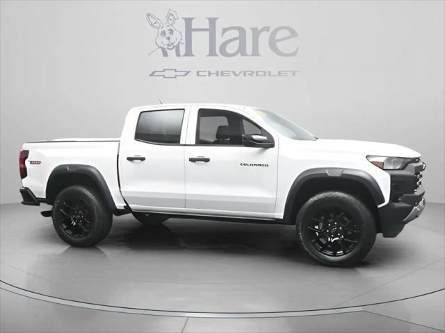 2023 Chevrolet Colorado 4WD Crew Cab Short Box Trail Boss