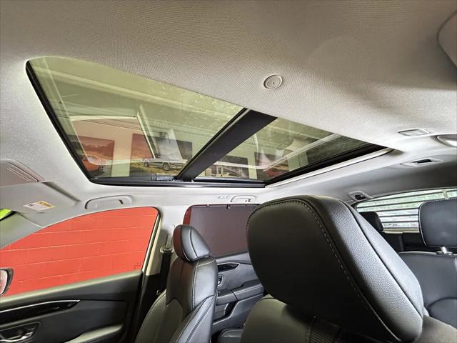 2025 Honda Pilot Touring