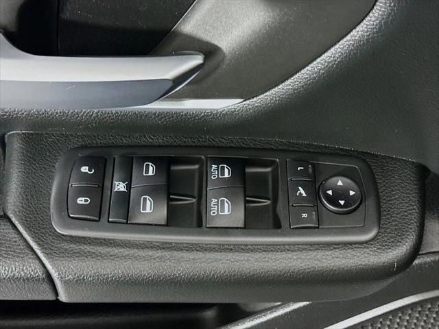 2020 Ram 1500 Big Horn Crew Cab 4x4 6'4" Box