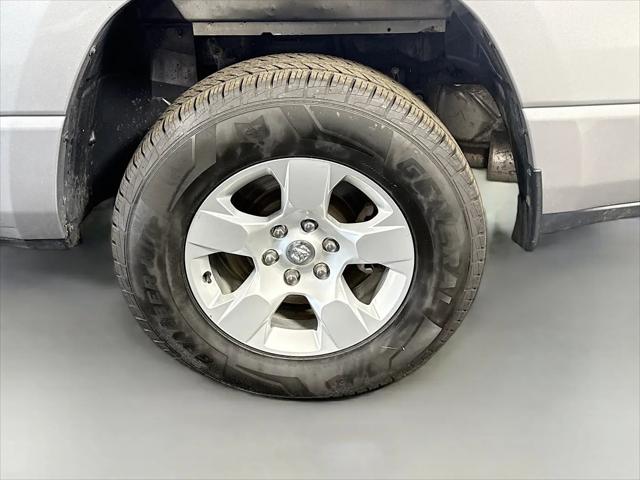 2020 Ram 1500 Big Horn Crew Cab 4x4 6'4" Box