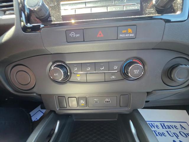 2024 Nissan Frontier Crew Cab SV 4x2