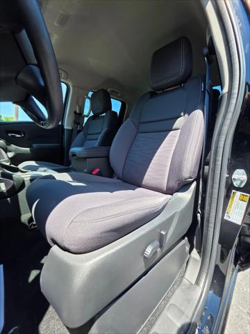 2024 Nissan Frontier Crew Cab SV 4x2