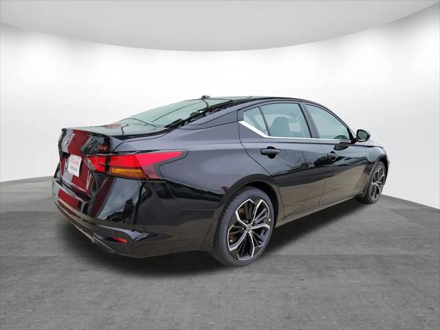 2026 Nissan Altima SR FWD