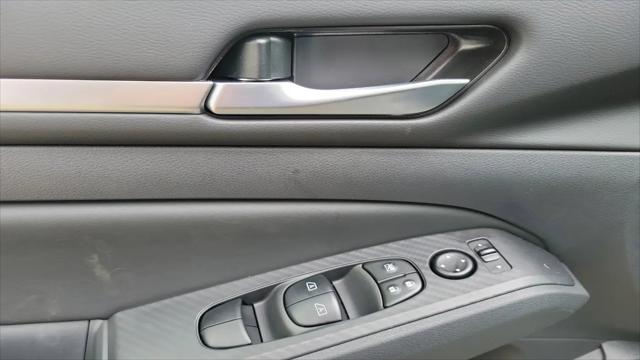 2026 Nissan Altima SR FWD
