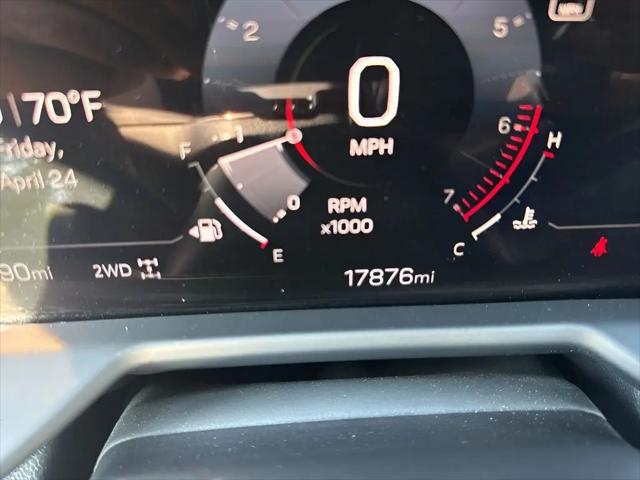 2024 GMC Acadia AWD Denali