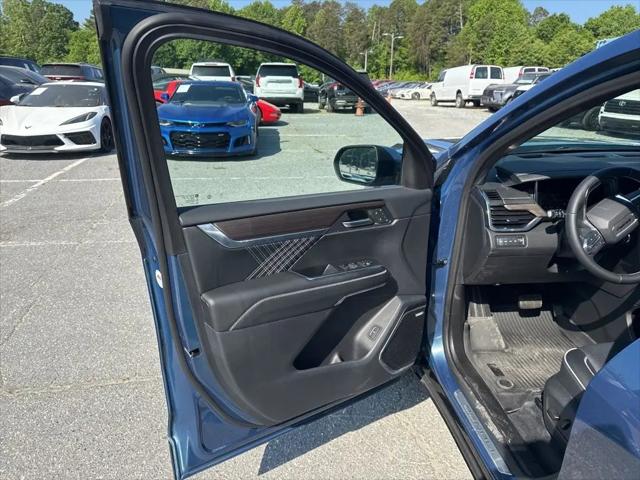 2024 GMC Acadia AWD Denali