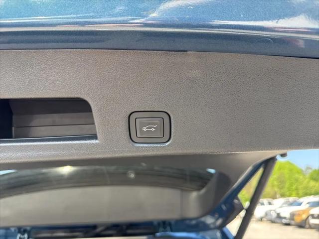 2024 GMC Acadia AWD Denali