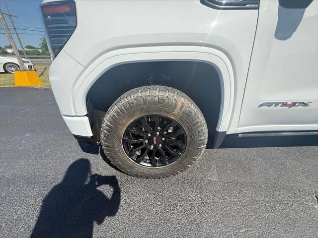 2023 GMC Sierra 1500 4WD Crew Cab Short Box AT4X