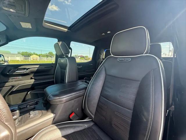 2023 GMC Sierra 1500 4WD Crew Cab Short Box AT4X