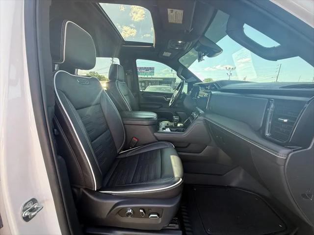 2023 GMC Sierra 1500 4WD Crew Cab Short Box AT4X
