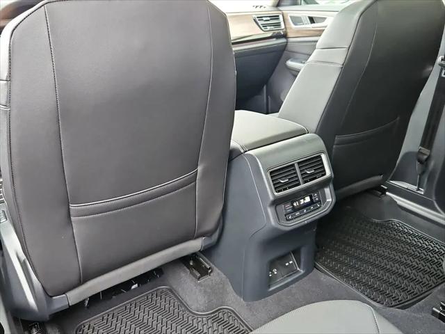 2026 Volkswagen Atlas SEL Premium R-Line
