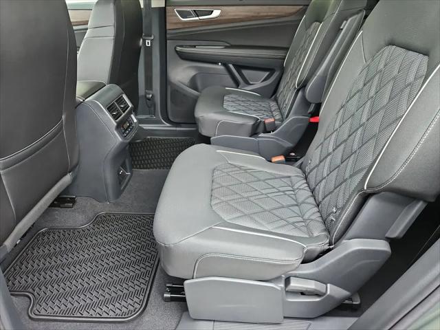 2026 Volkswagen Atlas SEL Premium R-Line