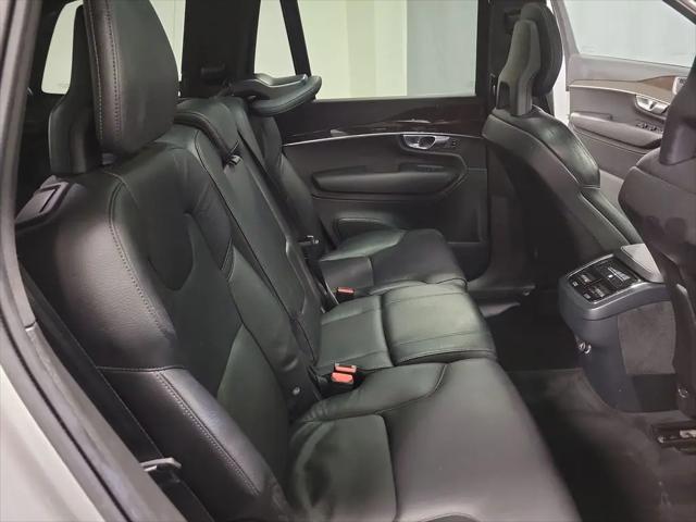2018 Volvo XC90 T6 Momentum