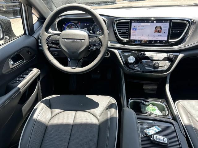 2027 Chrysler Pacifica Limited