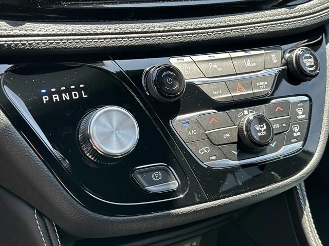 2027 Chrysler Pacifica Limited