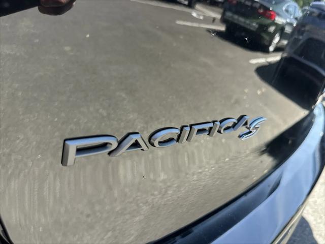 2027 Chrysler Pacifica Limited