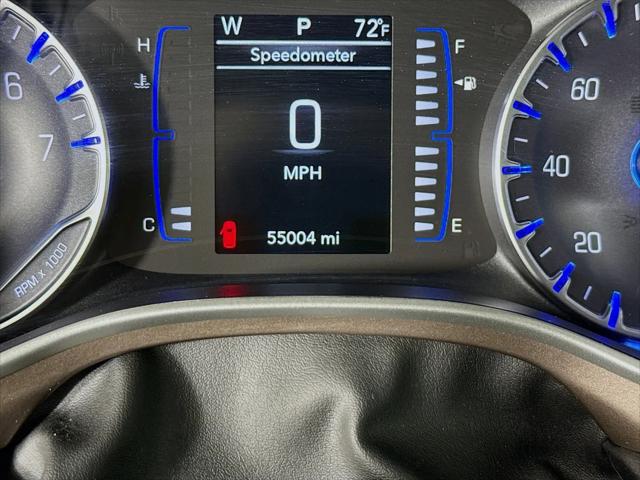 2022 Chrysler Voyager LX