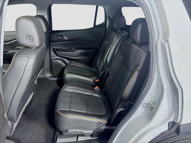 2020 GMC Acadia AWD AT4