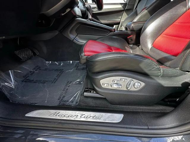 2018 Porsche Macan Turbo