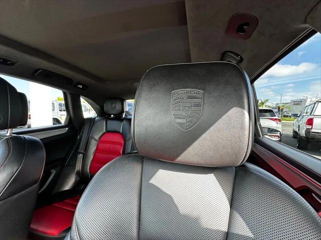 2018 Porsche Macan Turbo