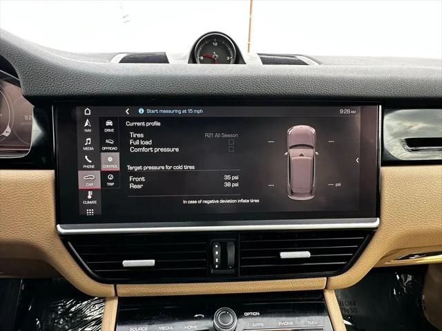 2021 Porsche Cayenne Cayenne