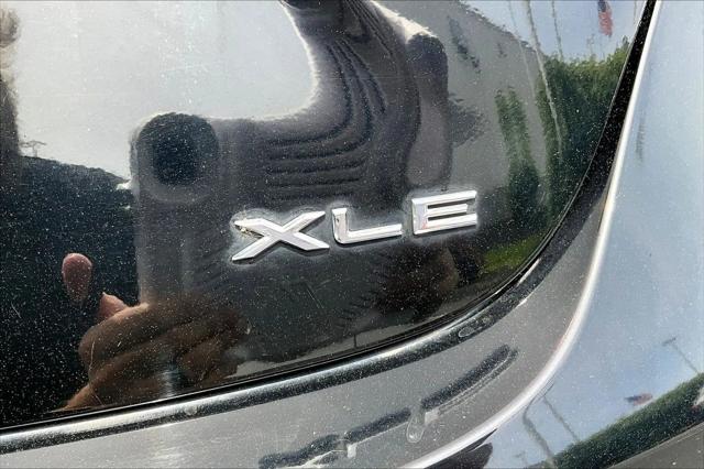 2014 Toyota Avalon XLE