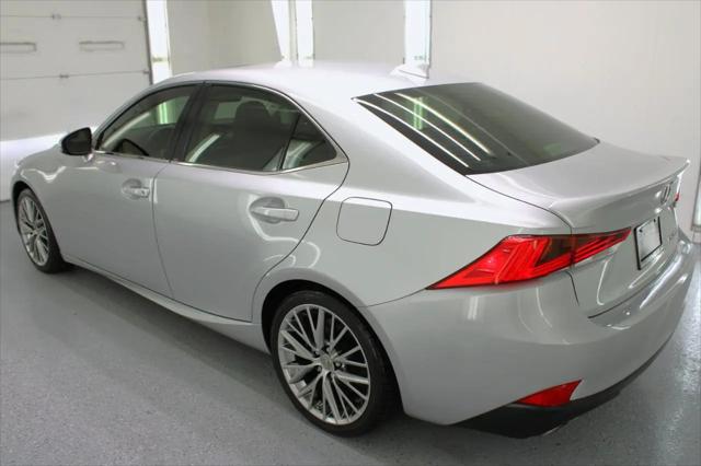 2017 Lexus IS 200t IS Turbo